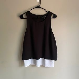 Banana Republic factory layered hanker chief tank in black-and-white